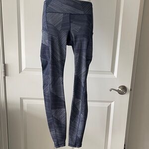 lululemon Speed Up Tights in Etch Hail Midnight Navy Pattern